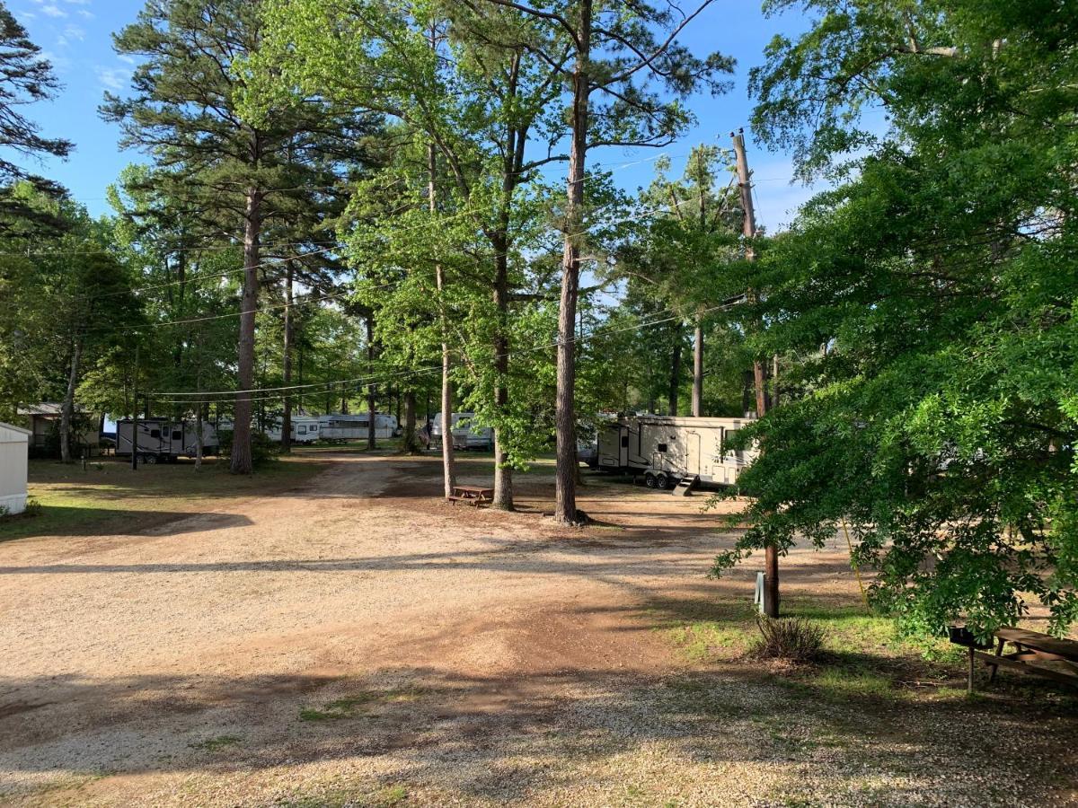 Holly Park Marina Milam Exterior foto