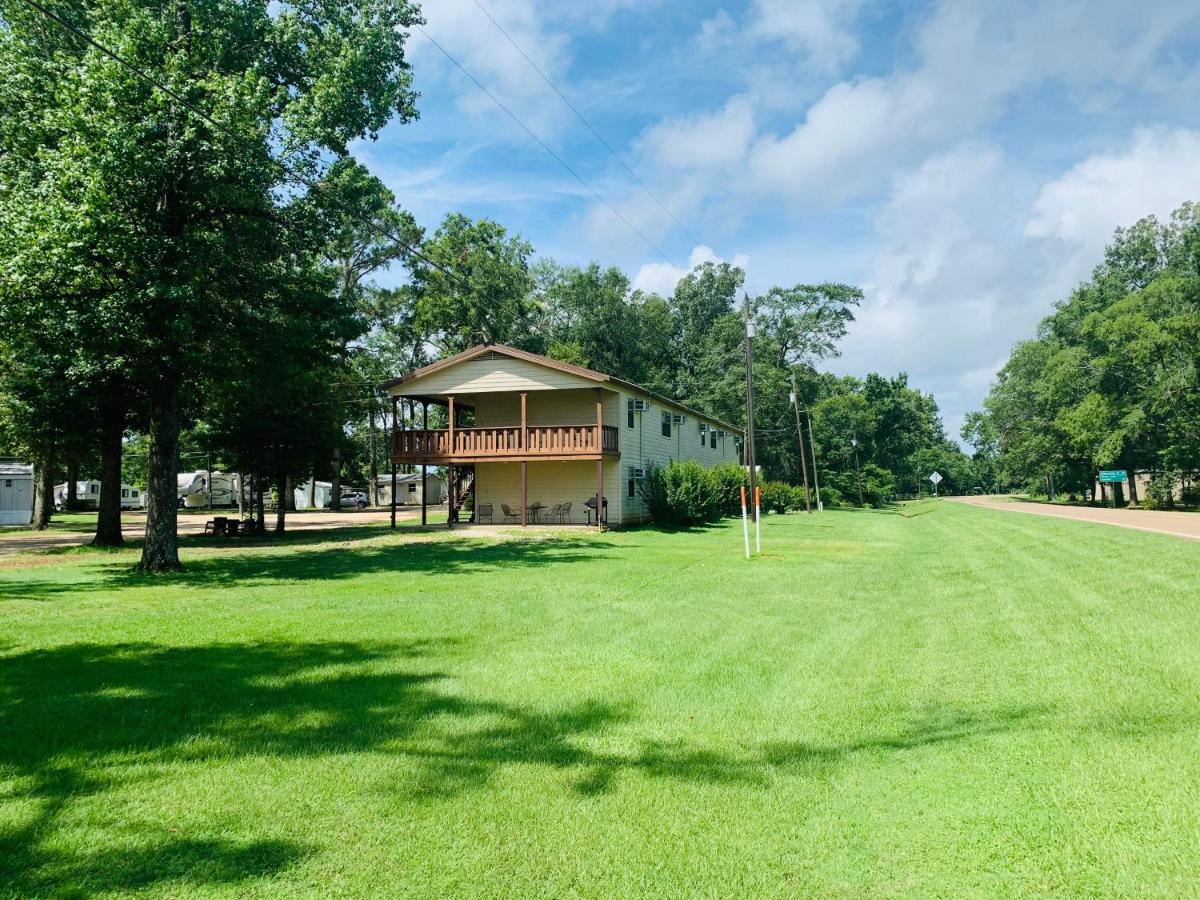 Holly Park Marina Milam Exterior foto